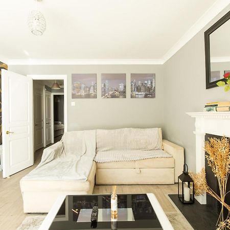 Modern Elegant Central Apt With Parking 더블린 외부 사진