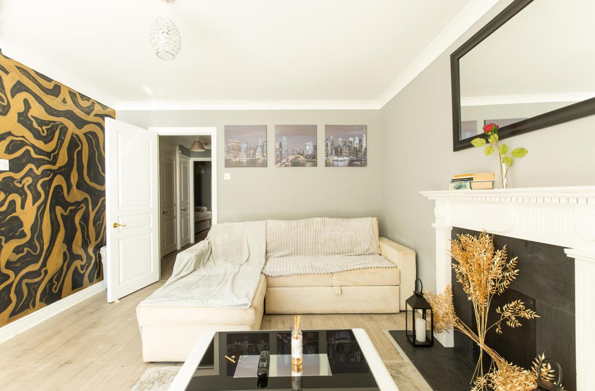 Modern Elegant Central Apt With Parking 더블린 외부 사진